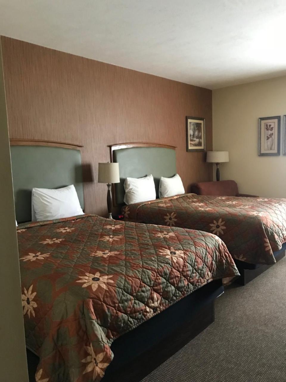 Randolph Inn And Suites Winchester Εξωτερικό φωτογραφία
